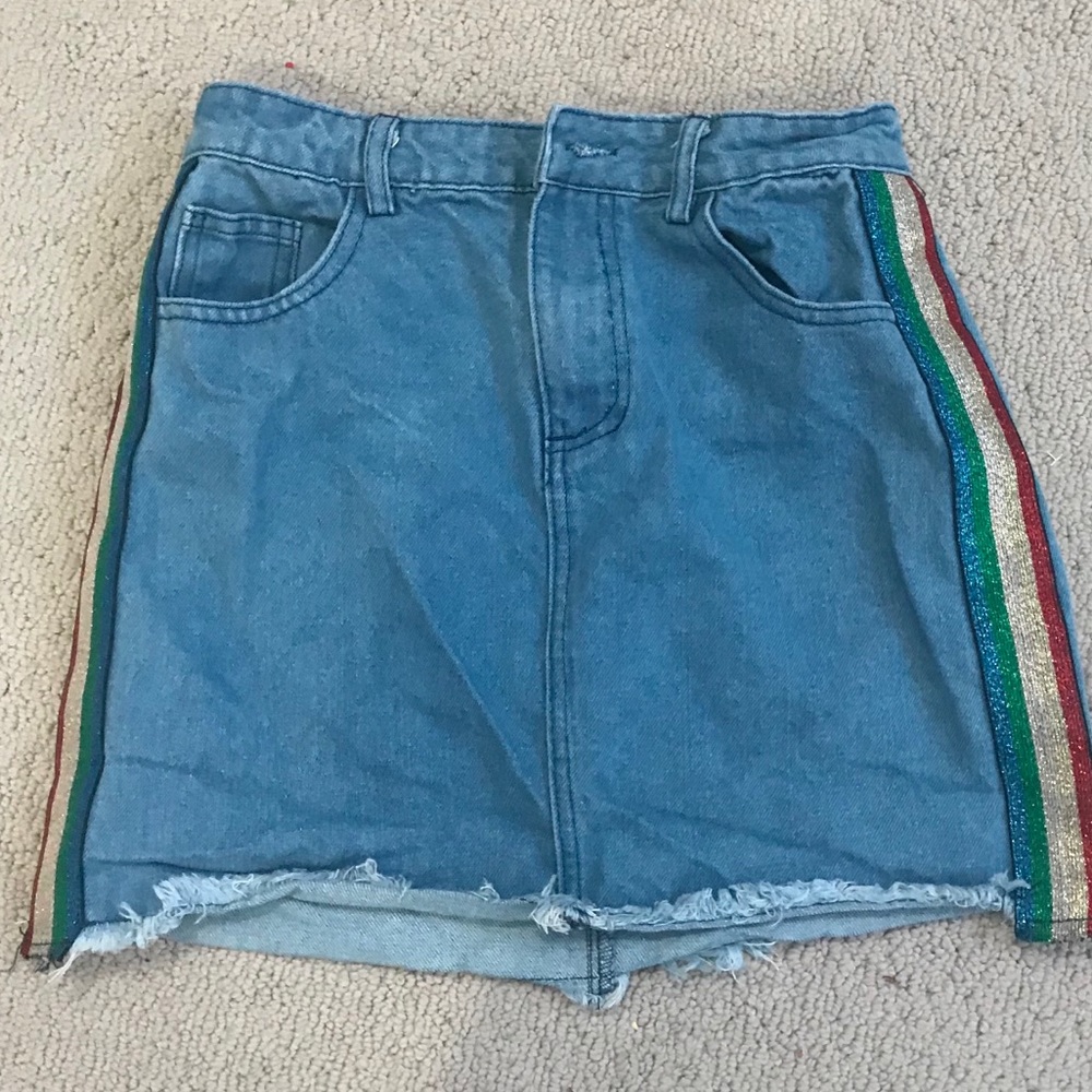 medium/light wash sparkly denim skirt